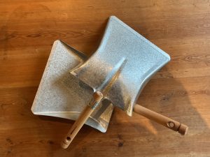 Fejebakke Olieret skaf / metalbakke 40 cm